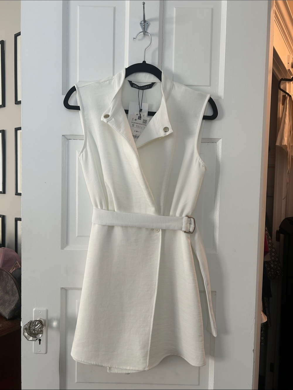 Zara Sleeveless Ivory Romper with Belt